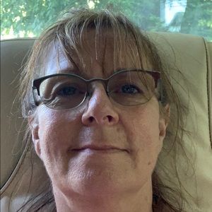 Meet your Posher, Larae